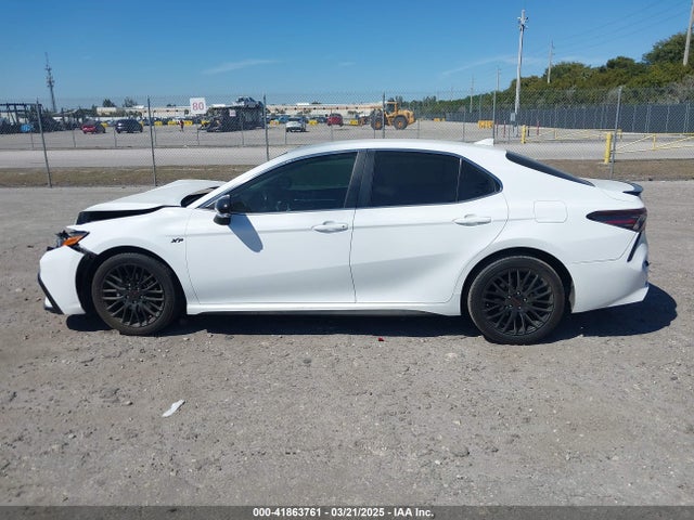 4T1G11AK5NU711402 Toyota CAMRY SE