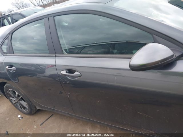 3KPF24AD9RE792361 KIA Forte Lxs