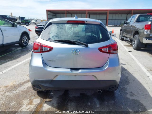 3MYDLBJV0LY707738 Toyota YARIS LE