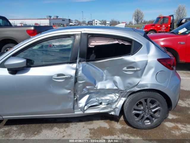 3MYDLBJV0LY707738 Toyota YARIS LE