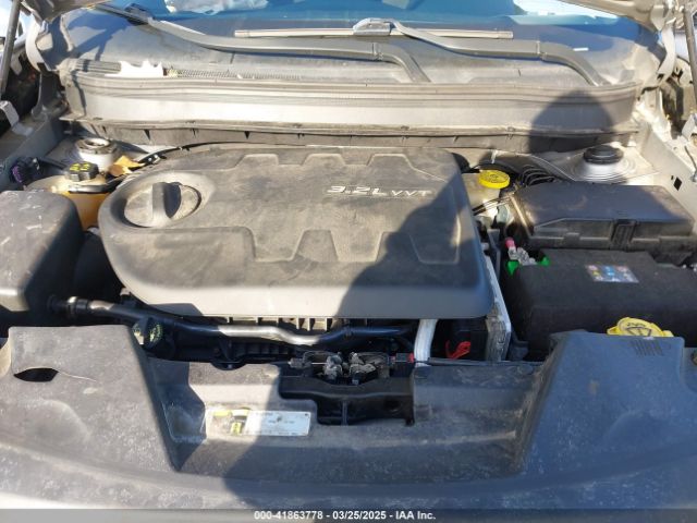 1C4PJMCSXEW125737 Jeep Cherokee Latitude