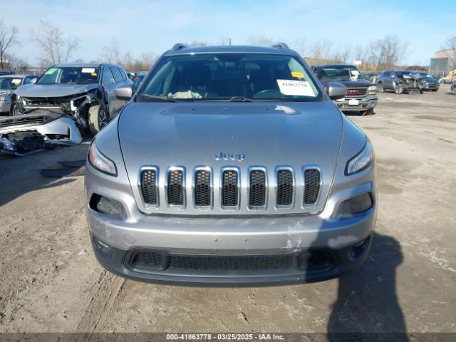 1C4PJMCSXEW125737 Jeep Cherokee Latitude