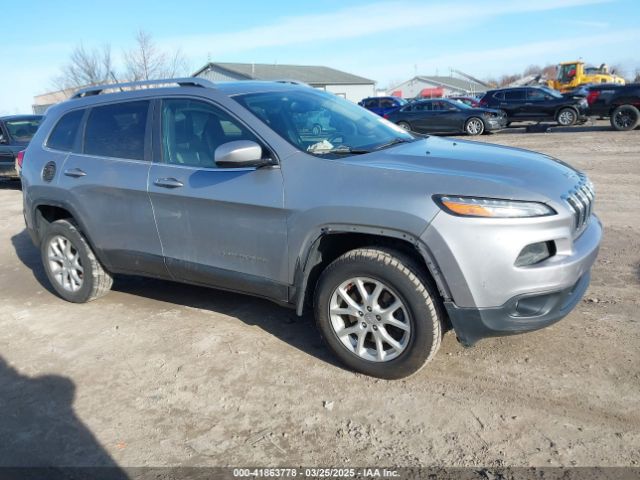 1C4PJMCSXEW125737 Jeep Cherokee Latitude