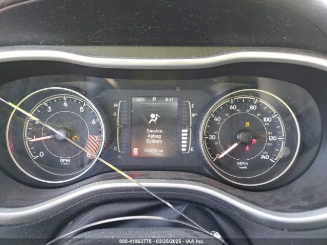 1C4PJMCSXEW125737 Jeep Cherokee Latitude