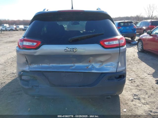 1C4PJMCSXEW125737 Jeep Cherokee Latitude