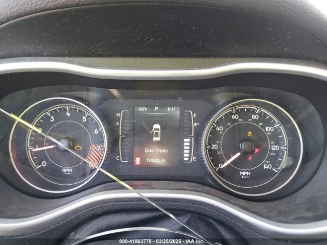 1C4PJMCSXEW125737 Jeep Cherokee Latitude