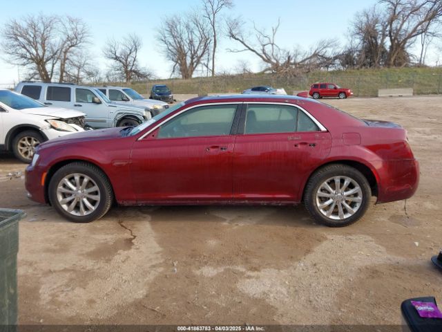 2C3CCARG4HH545012 Chrysler 300 Limited Awd