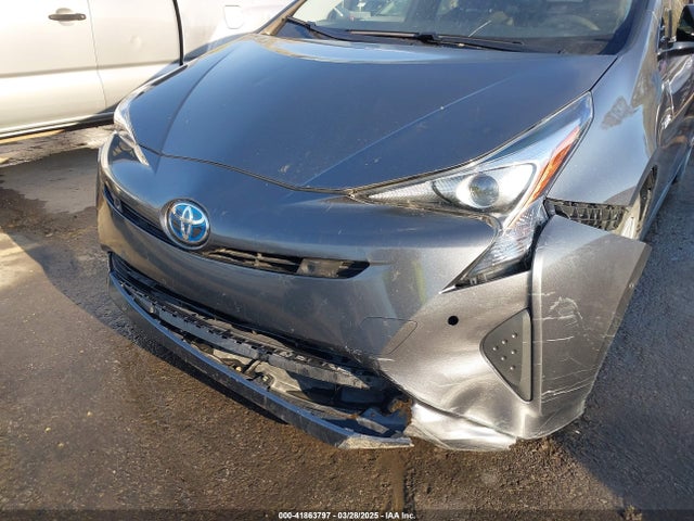 JTDKBRFU0H3040476 Toyota Prius Two