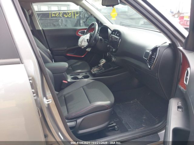 KNDJ53AU1R7900869 KIA Soul Gt-line