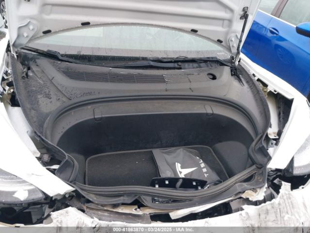 5YJ3E1EB8JF135728 Tesla Model 3 Long Range/performance