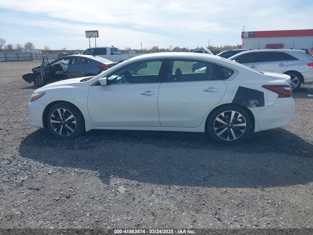 1N4AL3AP6HC281066 Nissan Altima 2.5 Sr