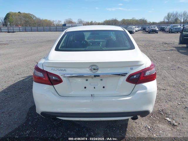 1N4AL3AP6HC281066 Nissan Altima 2.5 Sr