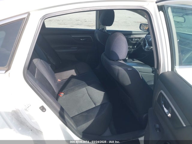 1N4AL3AP6HC281066 Nissan Altima 2.5 Sr