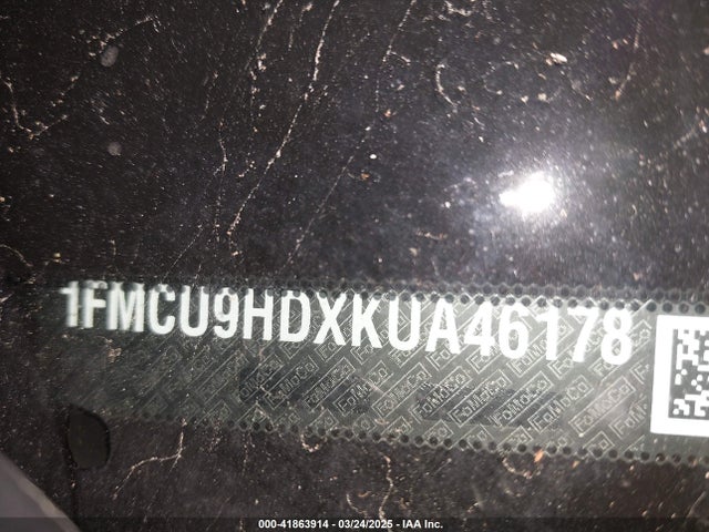 1FMCU9HDXKUA46178 Ford ESCAPE SEL