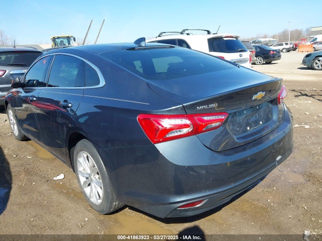 1G1ZD5STXLF008438 Chevrolet Malibu Fwd Lt