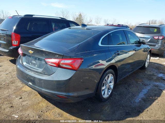 1G1ZD5STXLF008438 Chevrolet Malibu Fwd Lt