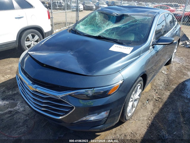 1G1ZD5STXLF008438 Chevrolet Malibu Fwd Lt