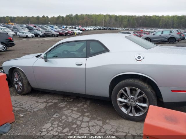 2C3CDZGG0MH543301 Dodge Challenger Sxt Awd