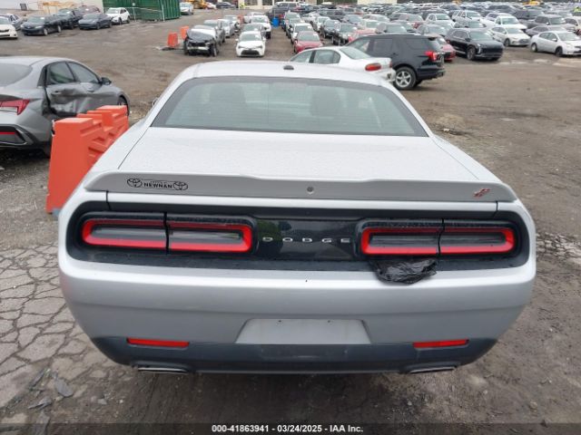 2C3CDZGG0MH543301 Dodge Challenger Sxt Awd