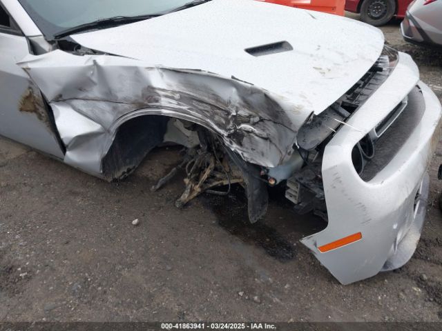 2C3CDZGG0MH543301 Dodge Challenger Sxt Awd