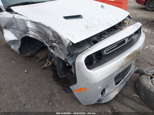 2C3CDZGG0MH543301 Dodge Challenger Sxt Awd