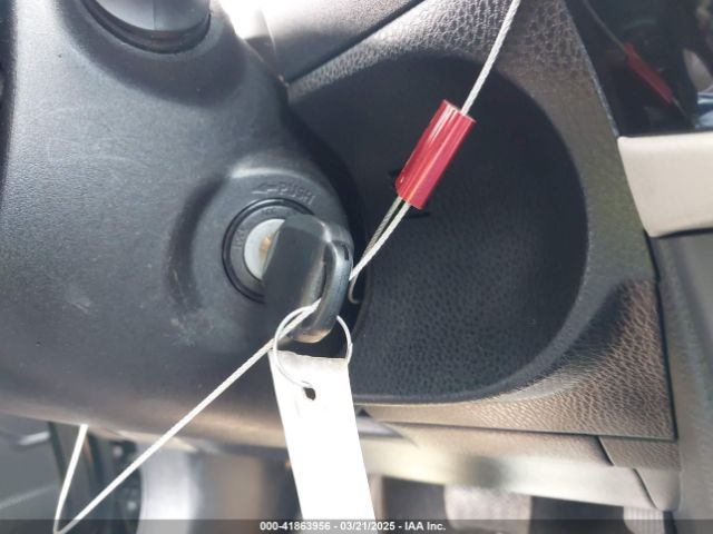 2T1BURHE2GC604375 Toyota COROLLA LE