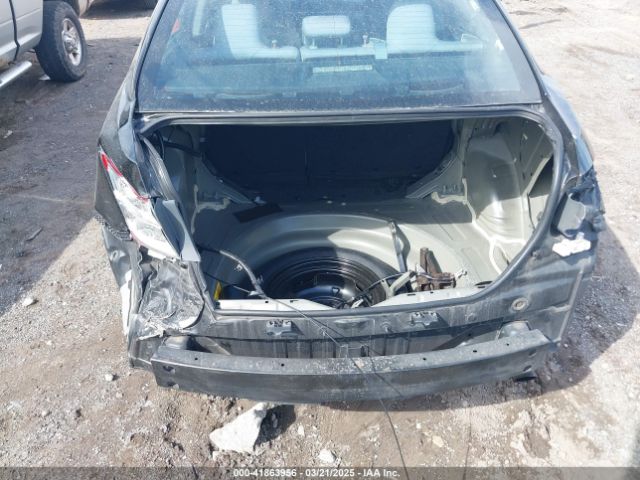 2T1BURHE2GC604375 Toyota COROLLA LE