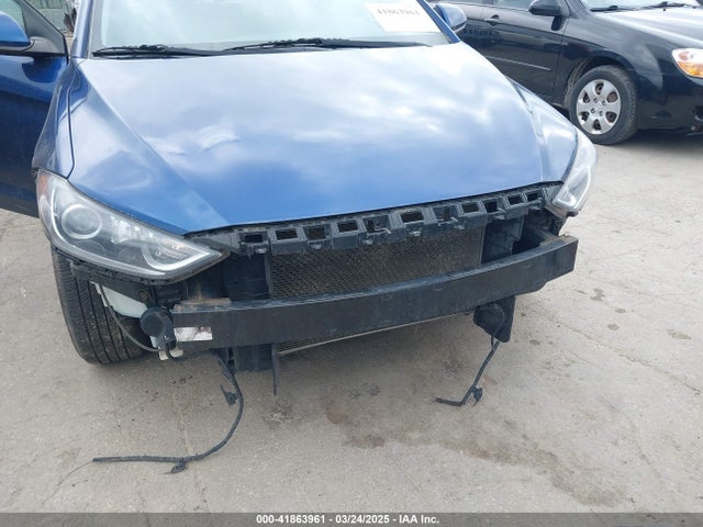 5NPD84LF4HH058645 Hyundai ELANTRA SE