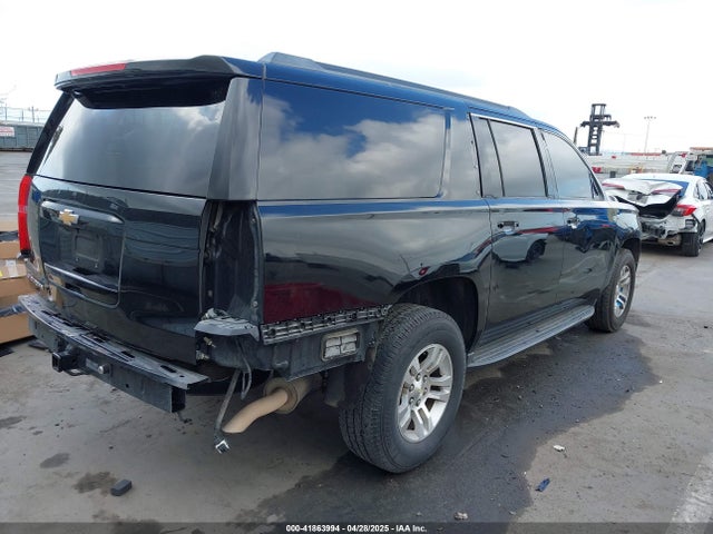Chevrolet Suburban Lt 2018 1GNSCHKC8JR112992 Image 4
