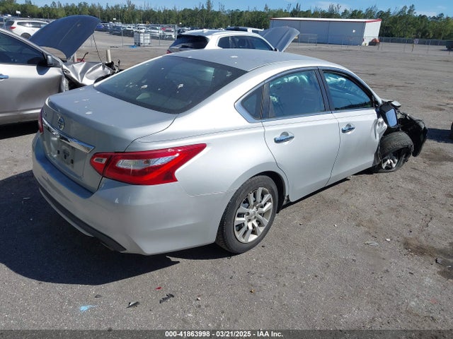 1N4AL3AP3HN347626 Nissan Altima 2.5 S
