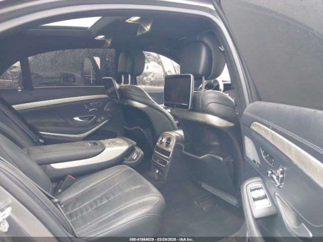 WDDUG8CB8FA131050 Mercedes-Benz S 550
