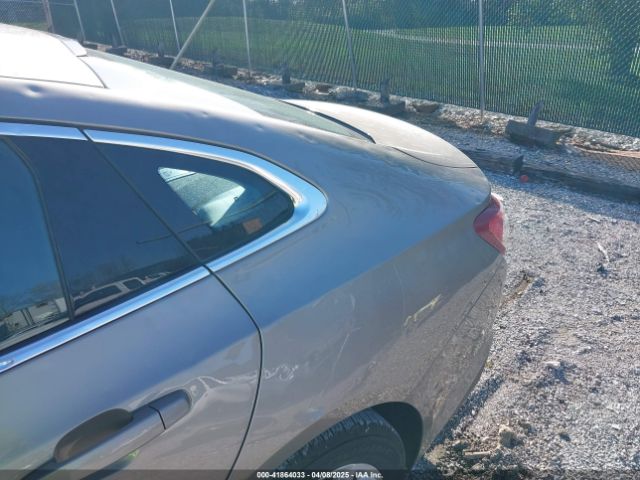 1G1ZD5ST8NF169907 Chevrolet Malibu Fwd Lt