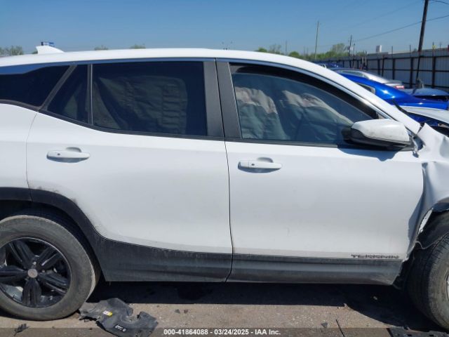 3GKALMEV8NL109103 GMC Terrain Fwd Sle