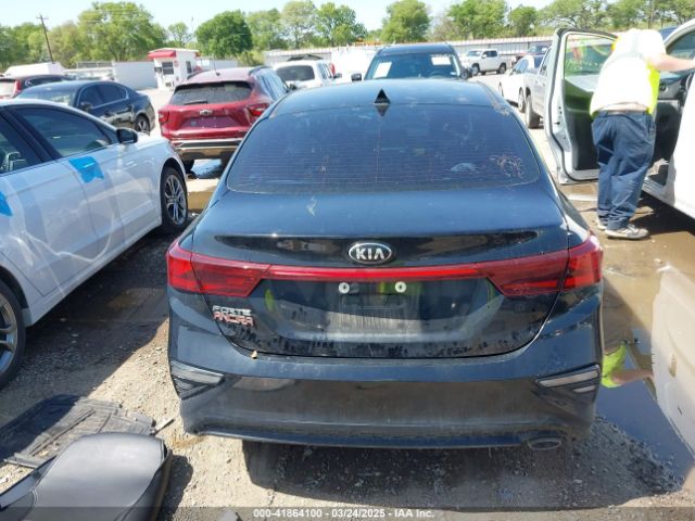 3KPF24ADXME368759 KIA Forte Lxs