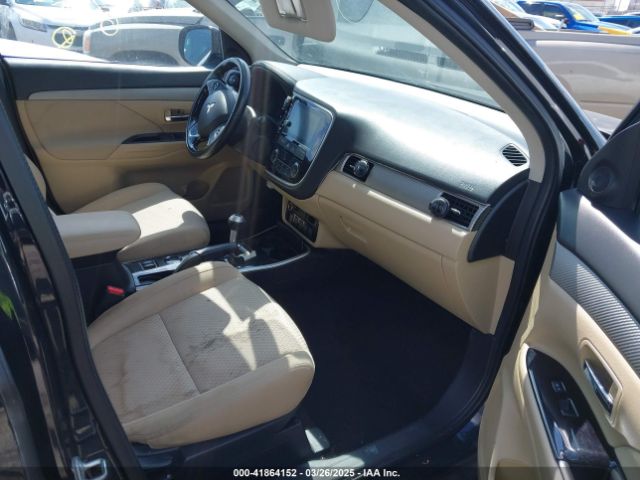 2018 MITSUBISHI OUTLANDER JA4AD3A34JJ001290 Photo 4