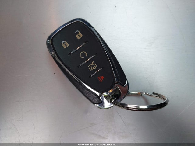 1G1ZD5ST2NF140225 Chevrolet Malibu Fwd Lt
