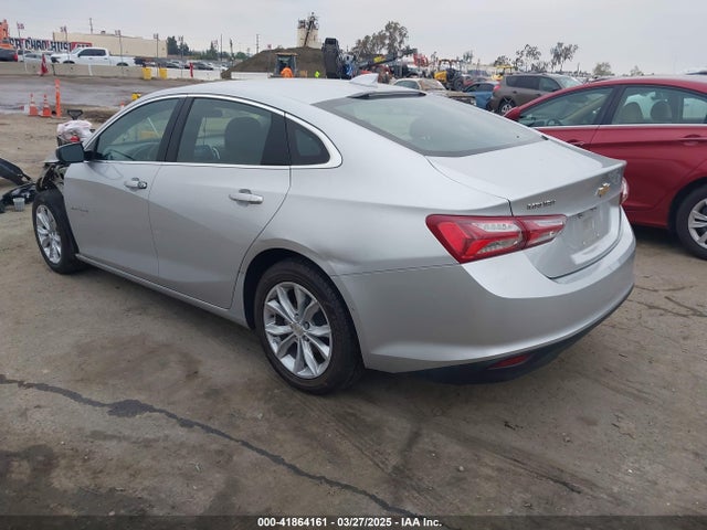 1G1ZD5ST2NF140225 Chevrolet Malibu Fwd Lt