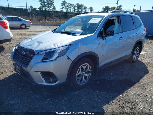 JF2SKADC8RH481385 Subaru Forester Premium