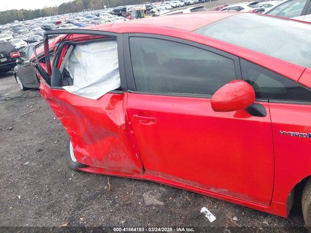 JTDZN3EU5HJ058763 Toyota Prius V Four