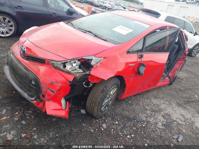 JTDZN3EU5HJ058763 Toyota Prius V Four