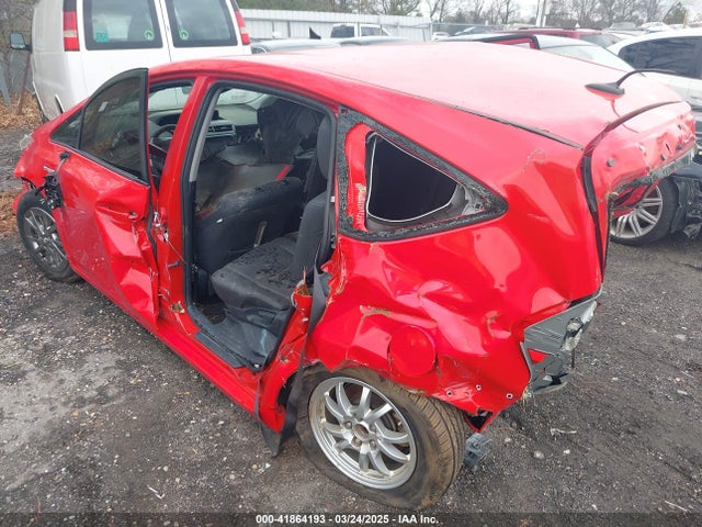 JTDZN3EU5HJ058763 Toyota Prius V Four