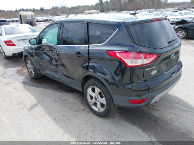 1FMCU9GX7FUB09027 Ford ESCAPE SE