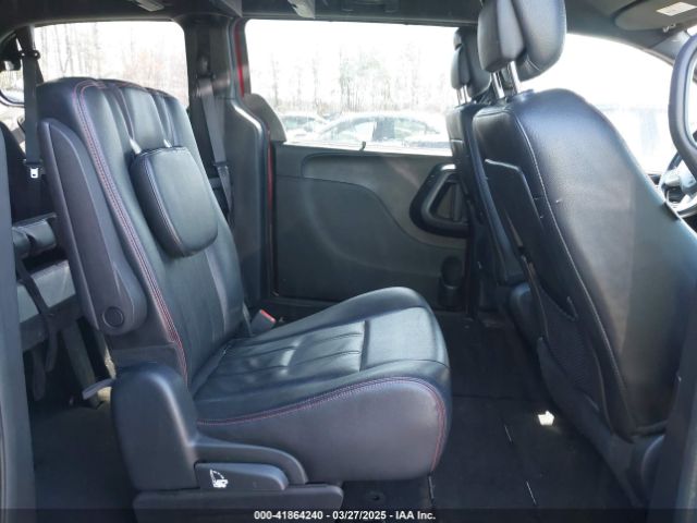 2C4RDGEG0KR768550 Dodge Grand Caravan Gt