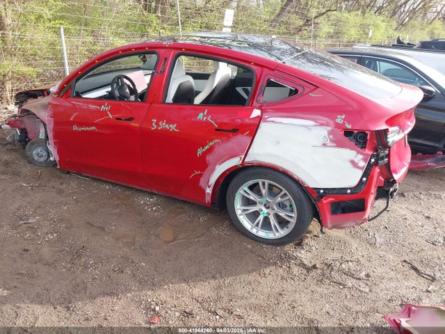 2021 TESLA MODEL Y 5YJYGDEE3MF212845 Photo 2