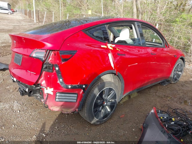2021 TESLA MODEL Y 5YJYGDEE3MF212845 Photo 3
