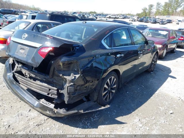 1N4AL3AP2JC187708 Nissan Altima 2.5 Sv