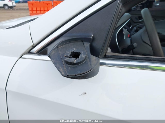1G1ZD5ST1KF167962 Chevrolet MALIBU LT