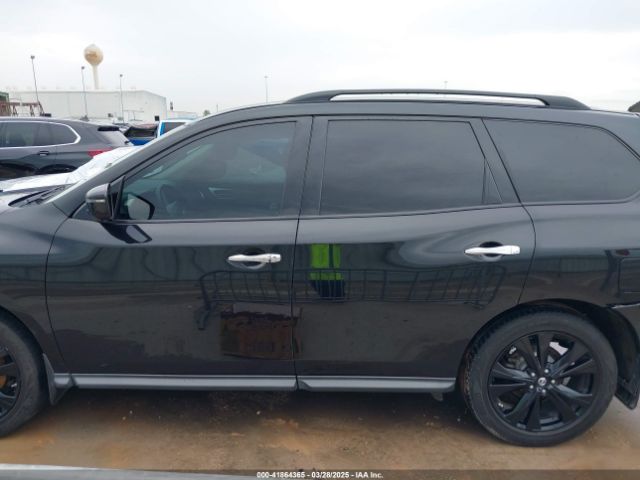 5N1DR2MN8JC649677 Nissan Pathfinder Sl