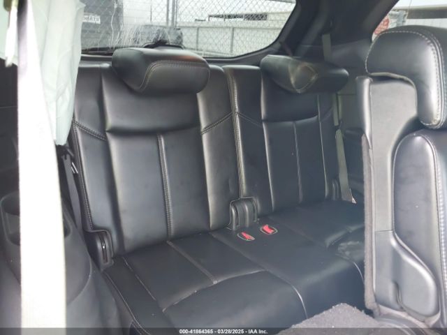 5N1DR2MN8JC649677 Nissan Pathfinder Sl