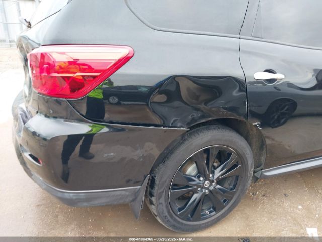 5N1DR2MN8JC649677 Nissan Pathfinder Sl